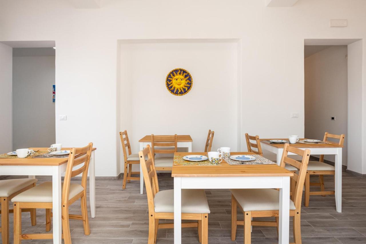 Le Cinque Stanze Room&breakfast Gasthuis Palermo